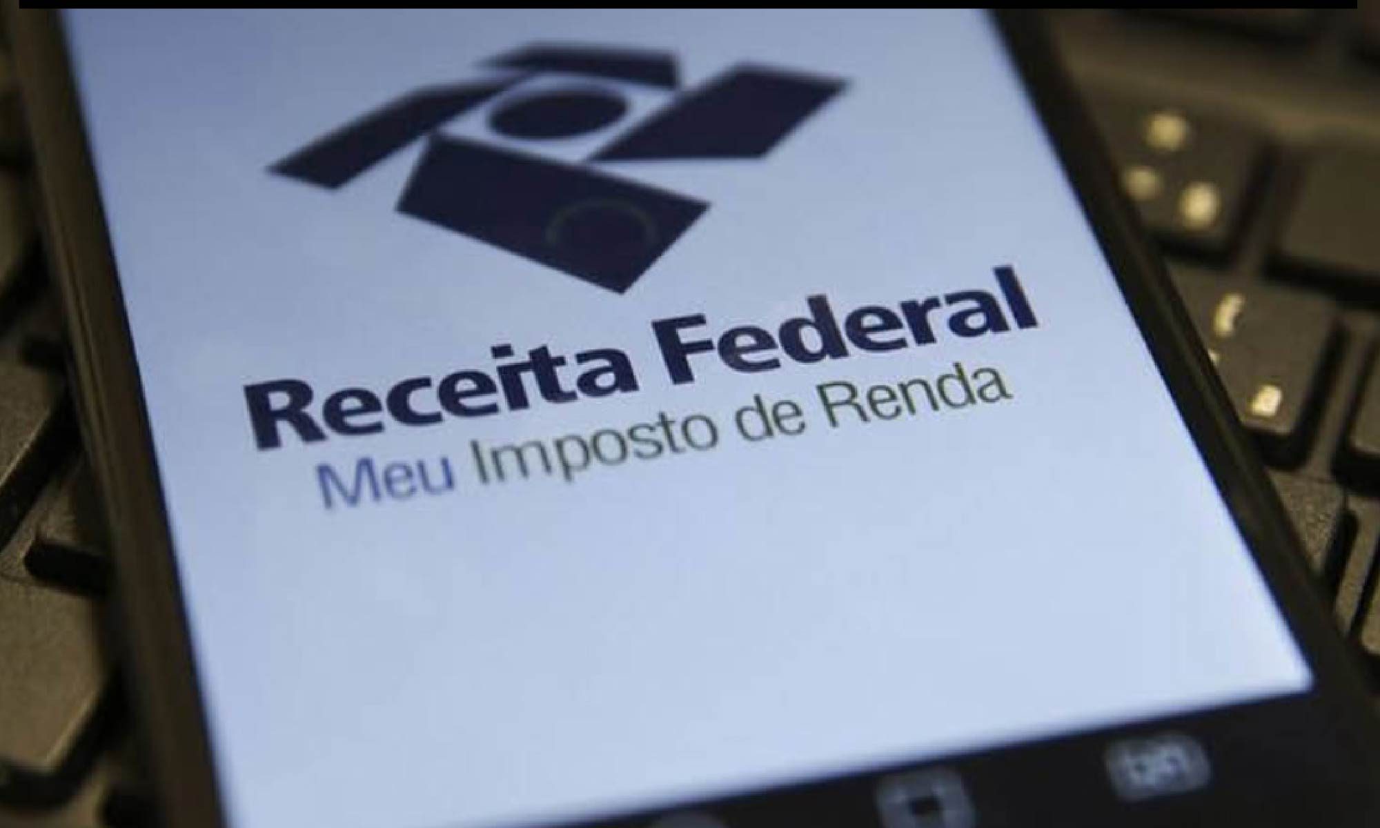 imagem de um celular mostrando a logo da Receita Federal e escrito meu imposto de renda. Está escrito ainda: "Isenção do imposto de renda para pessoas com doenças graves" #direitospcd e há a logo da Retina Brasil